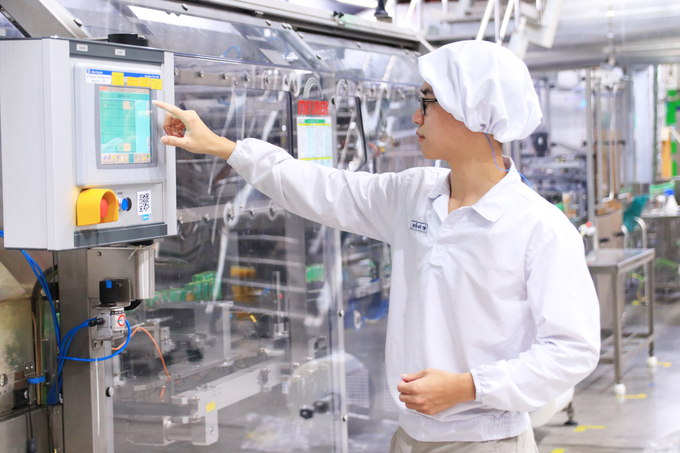 Cải tiến và chuyển đổi số là khía cạnh giúp Nestlé tạo ra sự thay đổi tích cực cho toàn bộ chuỗi cung ứng, nâng cao chất lượng sản phẩm và chất lượng trải nghiệm cho người tiêu dùng, hỗ trợ vận hành sản xuất và canh tác bền vững