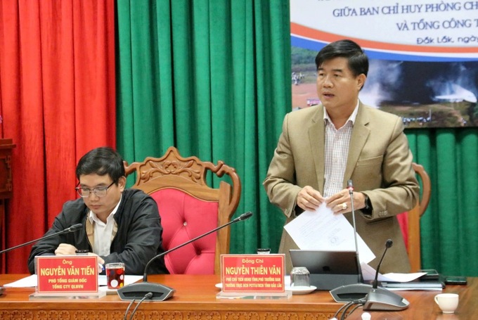 Ông Nguyễn Thiên Văn - Phó Chủ tịch UBND tỉnh, Phó Trưởng Ban Thường trực Ban Chỉ huy Phòng chống thiên tai và Tìm kiếm cứu nạn tỉnh Đắk Lắk phát biểu tại lễ ký kết.