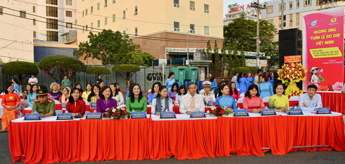 Đại biểu tham dự ngày hội