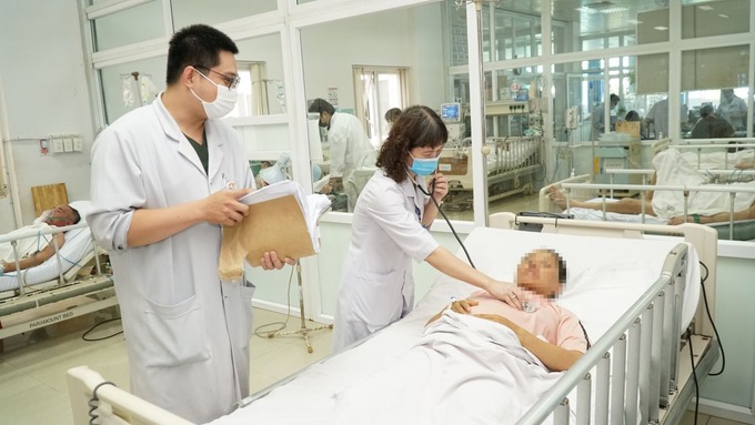 Bệnh nhân đã hồi phục sức khỏe và chuẩn bị được cho xuất viện (ảnh: Quang Nhật)