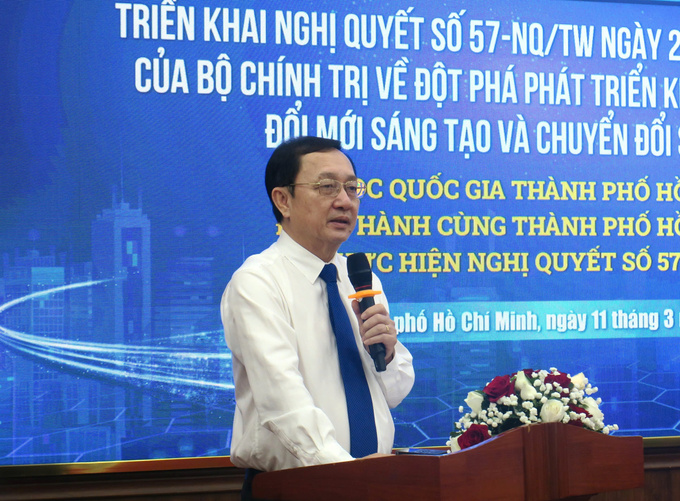 PGS.TS Huỳnh Thành Đạt - Phó Trưởng Ban Tuyên giáo và Dân vận Trung ương phát biểu khai mạc hội thảo