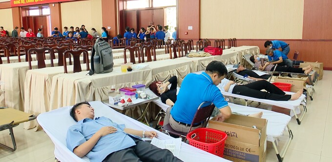Một giọt máu cho đi, một cuộc đời ở lại