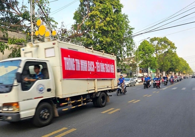 Diễu hành tuyên truyền Ngày Quyền của người tiêu dùng Việt Nam 2025