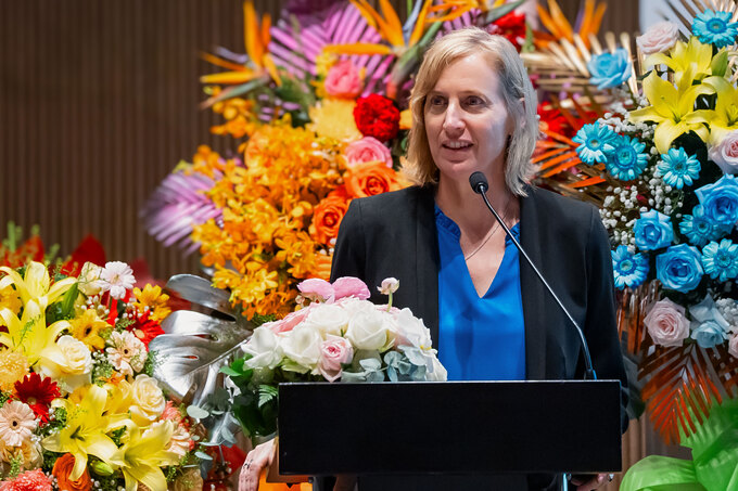 Bà Susan Burns, Tổng lãnh sự Hoa Kỳ đánh giá quan hệ hợp tác giữa VNVC đánh dấu một cột mốc quan trọng trong quan hệ đối tác ngày càng phát triển giữa Hoa Kỳ và Việt Nam (Ảnh: Hữu Luận)
