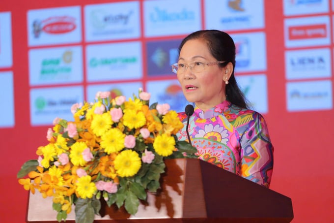 Bà Nguyễn Thị Lệ Chủ tịch HĐND TP. HCM phát biểu