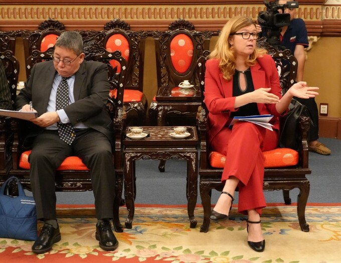 Đại diện UNICEF tại Việt Nam, bà Silvia Danailov phát biểu tại buổi làm việc