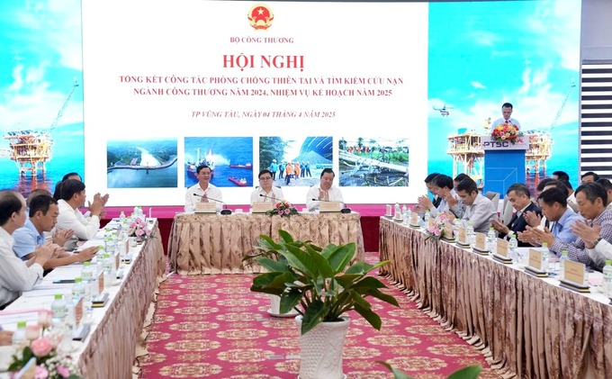 Toàn cảnh hội nghị