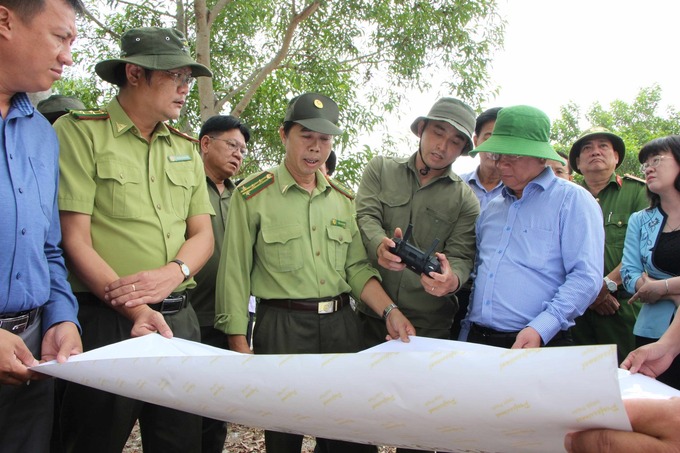 Chủ tịch UBND tỉnh Hồ Văn Mừng kiểm tra công tác phòng, chống cháy rừng mùa khô