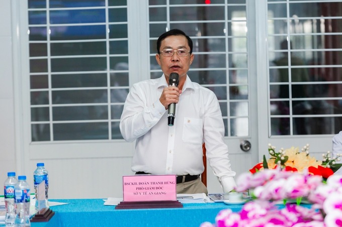 BS.CKII Đoàn Thanh Hùng – Phó Giám đốc Sở Y tế, Chủ tịch Hội đồng thẩm định phát biểu triển khai buổi thẩm định