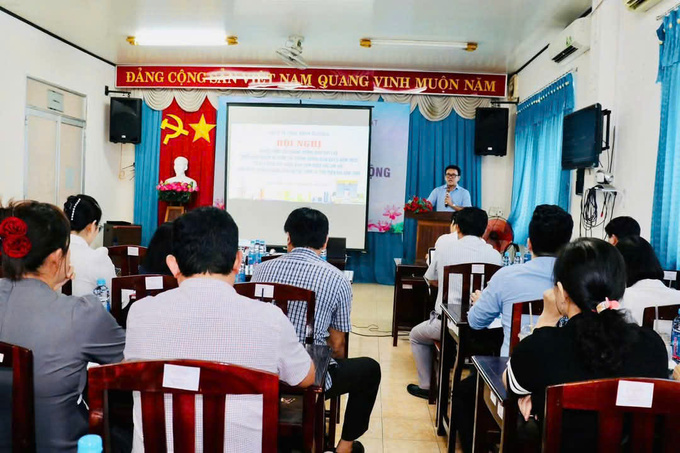 BS.CKII Huỳnh Minh Chín - Phó Giám đốc Sở Y tế Bình Dương phát biểu tại hội nghị
