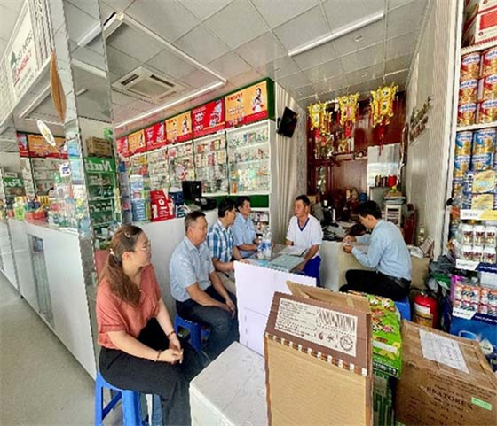Kiểm tra liên ngành các nhà thuốc trên địa bàn