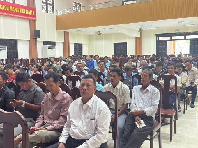 Cán bộ, hội viên Hội Nông dân huyện Hoà Vang tham gia tập huấn về phòng chống tác hại của thuốc lá