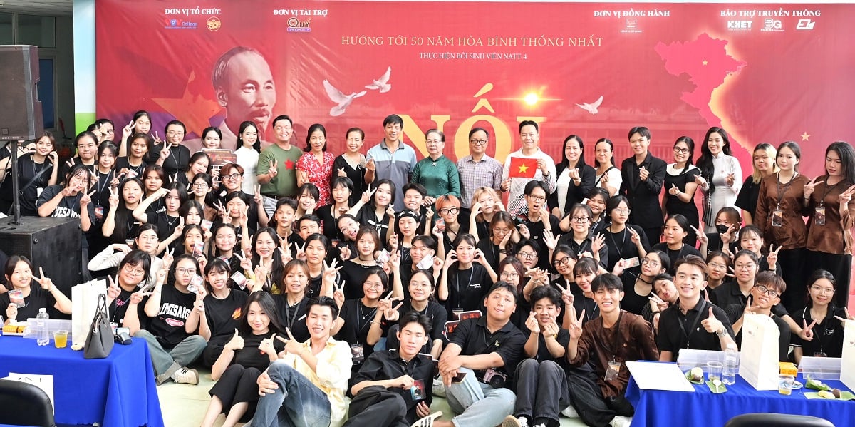 Khi-nghe-thuat-nhiep-anh-ket-noi-cac-the-he-15