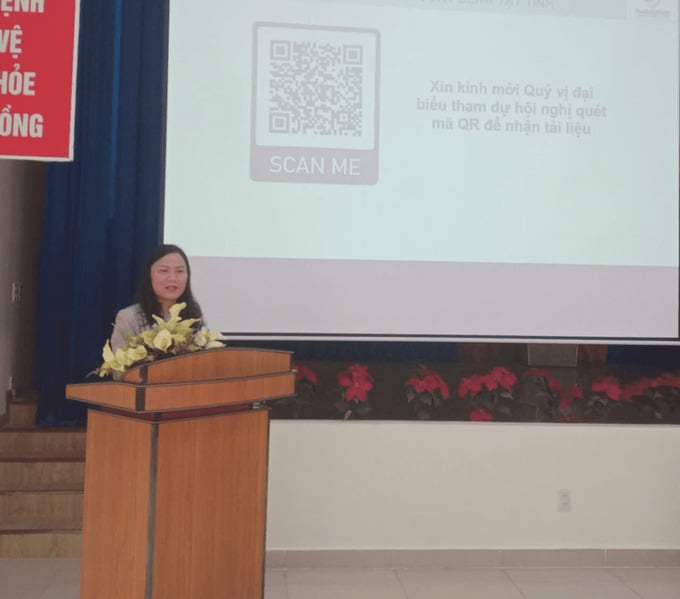 ThS.BS.CKII Nguyễn Thị Hiếu Hòa - Giám đốc Trung tâm Kiểm soát bệnh tật tỉnh phát biểu khai mạc hội nghị