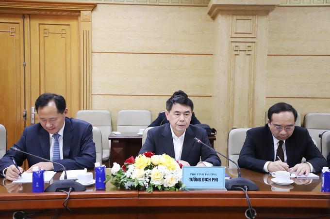 Ông Tưởng Địch Phi, Phó Tỉnh trưởng tỉnh Hồ Nam phát biểu