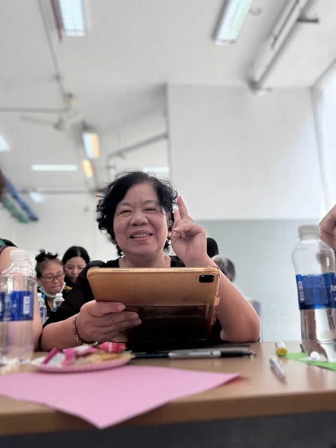 “Công Dân Số Bạc” là một sáng kiến giáo dục kỹ năng số và chăm sóc đời sống tinh thần dành riêng cho người cao tuổi tại Việt Nam