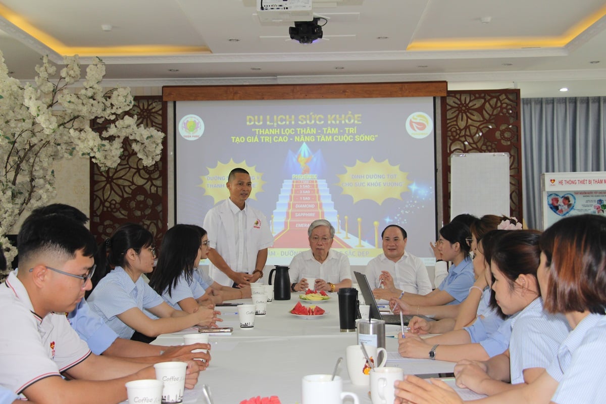 Chu-tich-vache-tham-cac-don-vi-truc-thuoc-tai-binh-duong