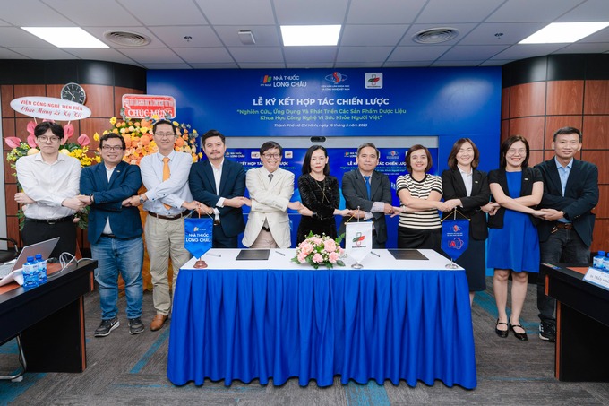 Mối quan hệ hợp tác chiến lược giữa ba đơn vị hứa hẹn mang đến những giải pháp đột phá trong lĩnh vực chăm sóc sức khỏe tại Việt Nam