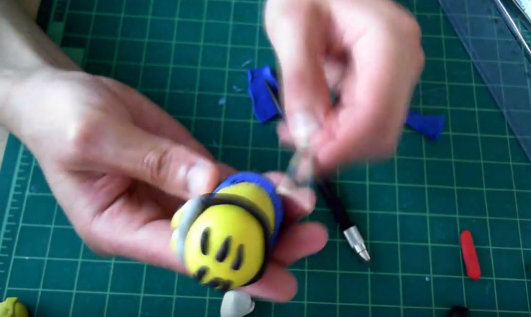 Cách làm búp bê Minion bằng đất sét