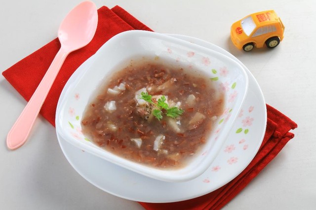 Tuyệt chiêu nấu cháo gạo lứt cho bé ăn dặm cực ngon mà lại đơn giản - Daithanhtech