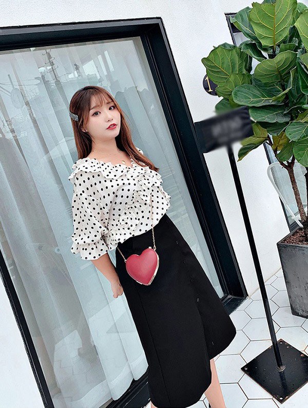 dien chan vay xoe rat mat me, nhung nang can biet cach chon de che di nhuoc diem voc dang - 4
