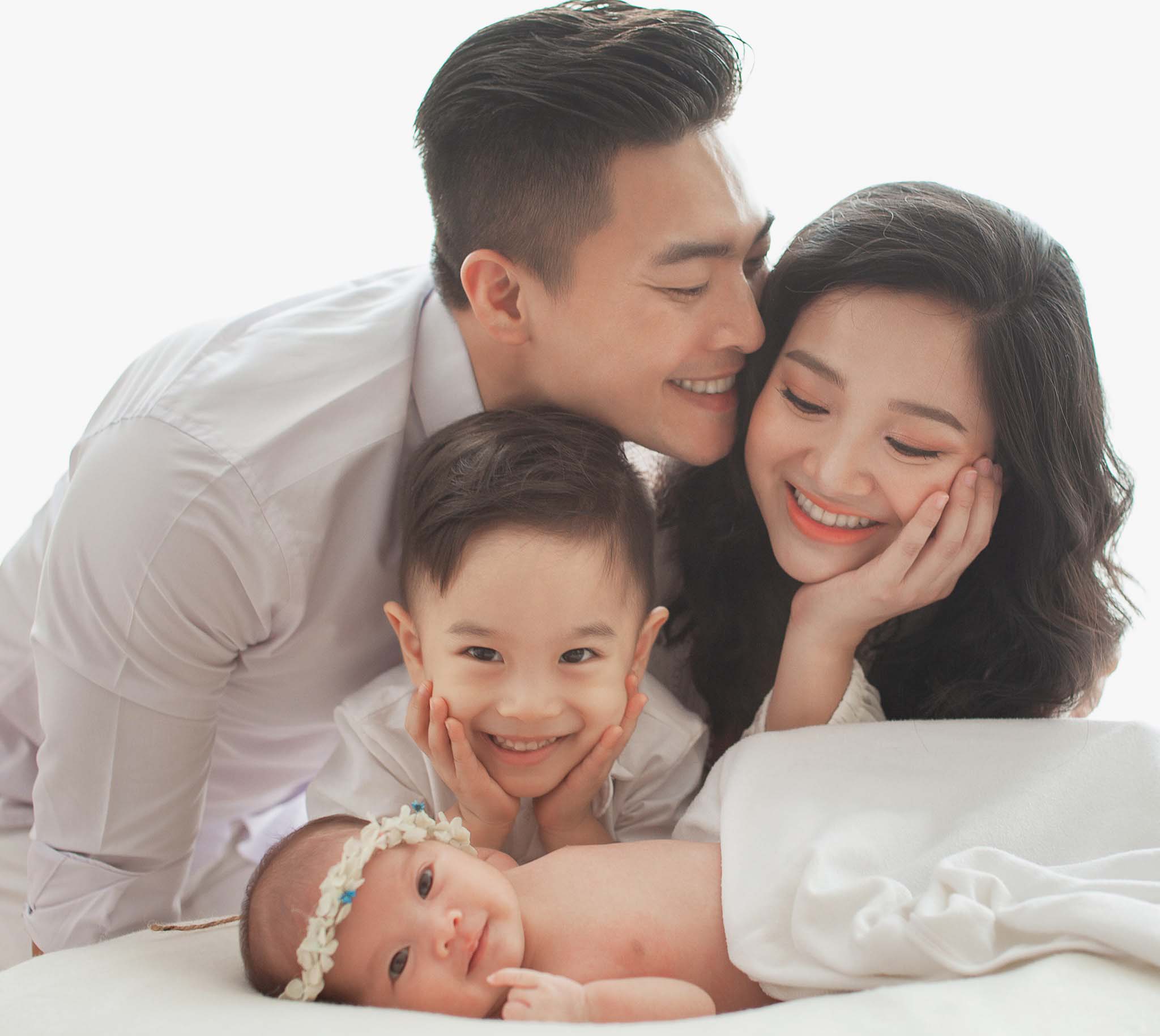 3 cap vo chong "guong vo lai lanh", tai hop cang yeu nhau tham thiet hon cua showbiz viet - 8