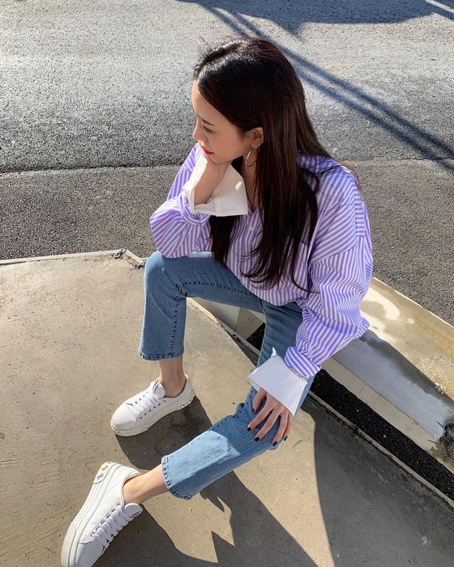 3 kiểu giày sneaker kinh điển mùa hè, nàng nào cũng nên có để outfit “lên hương” - Ảnh 3.