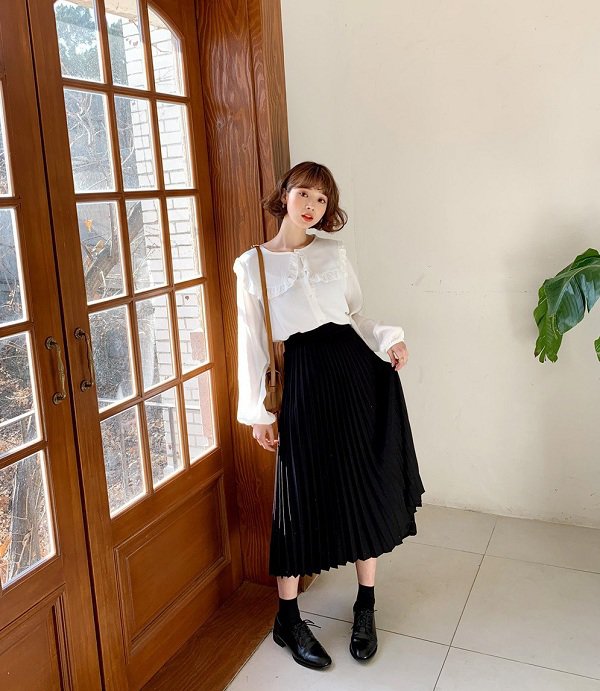 troi nang gat, day la goi y trang phuc giup nang mat me nhung van che chan duoc lan da - 15
