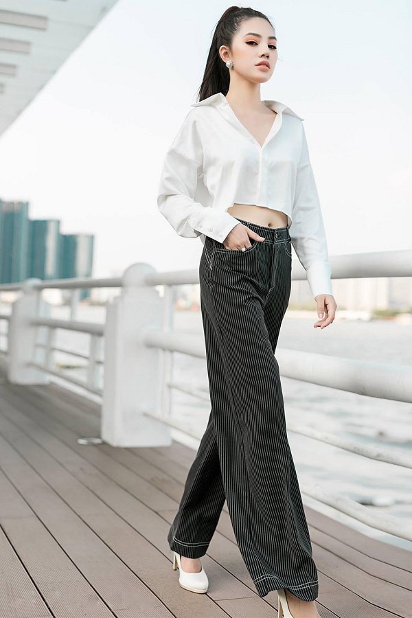 troi nang gat, day la goi y trang phuc giup nang mat me nhung van che chan duoc lan da - 10