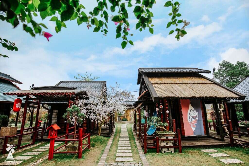 Phim trường Smiley Ville Hà Nội
