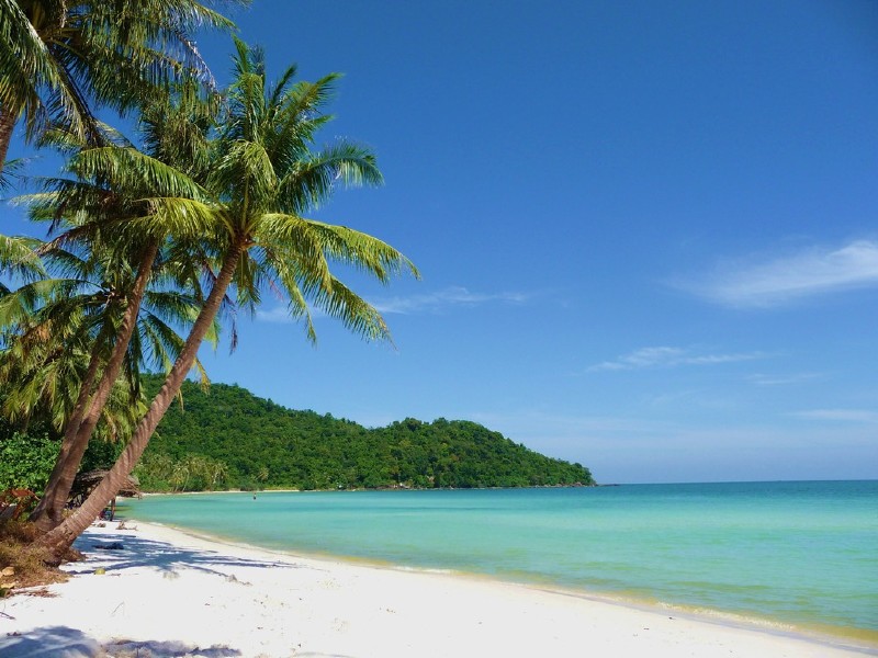 Bãi biển Hàm Tiến - ChuduInfo