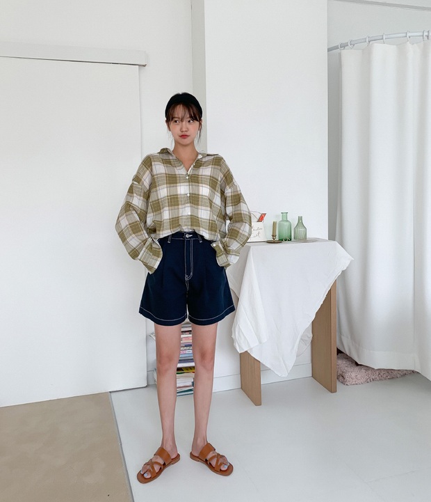 Hot bậc nhất hè này là quần shorts ống rộng và đây là 4 cách diện vừa sành điệu vừa hack dáng hết cỡ - Ảnh 4. Hot bậc nhất hè này là quần shorts ống rộng và đây là 4 cách diện vừa sành điệu vừa hack dáng hết cỡ - Ảnh 4.