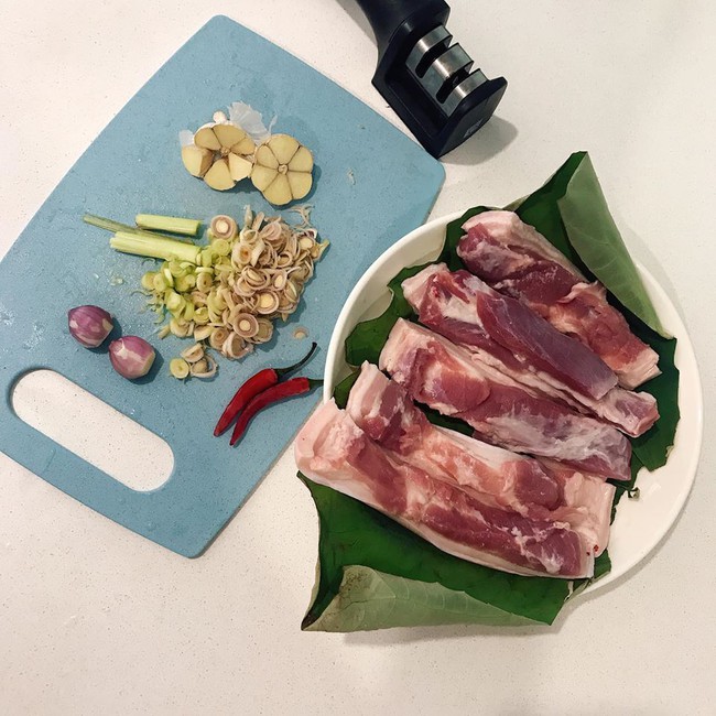 Hà Nội nắng nóng như chảo lửa, cơ hội để chị em làm ngay món thịt phơi nắng "thần thánh" đây rồi! - Ảnh 2.