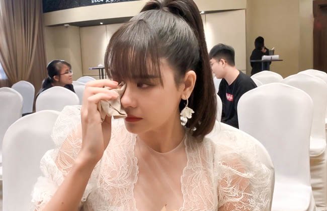 truong quynh anh roi nuoc mat: "toi so con khong nhin mat me, nhieu lan thu tai hop cung tim" - 5