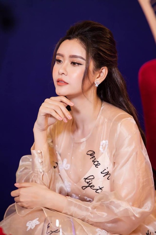 truong quynh anh roi nuoc mat: "toi so con khong nhin mat me, nhieu lan thu tai hop cung tim" - 1