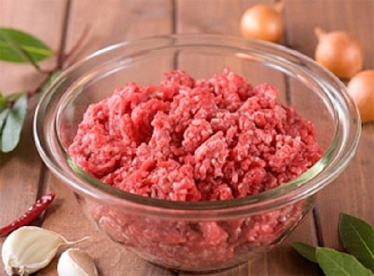 thịt nạc xay làm món bún chả Hà Nội bước 3