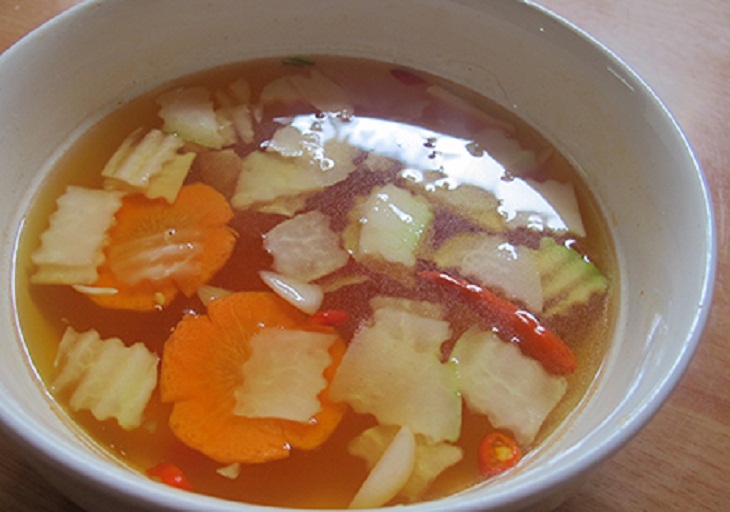 nước chấm Bước 4: Pha nước chấm