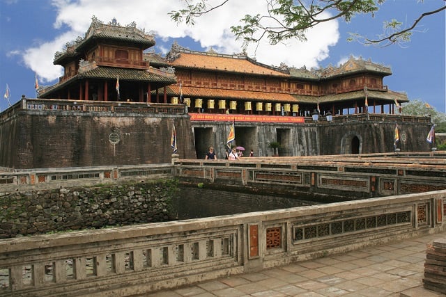 Cùng khám phá những địa điểm du lịch Huế trứ danh