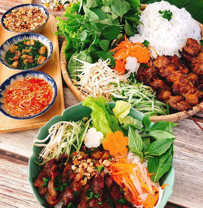 cuoi tuan lam 5 mon an kem bun de do phai nau com ngay nang - 4
