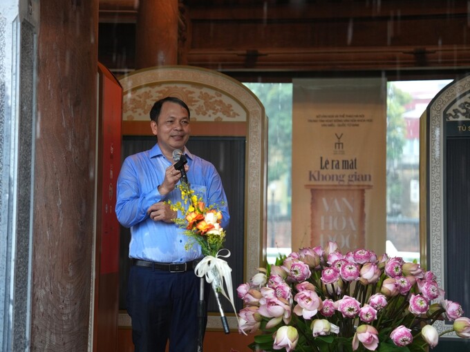 Ông Lê Xuân Kiêu - Giám đốc Trung tâm Hoạt động Văn hóa Khoa học Văn Miếu – Quốc Tử Giám phát biểu tại buổi lễ