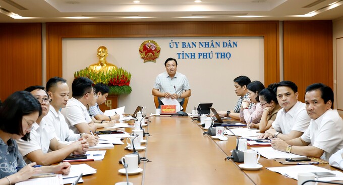 Phó Chủ tịch UBND tỉnh Nguyễn Huy Ngọc phát biểu ý kiến tại điểm cầu tỉnh Phú Thọ