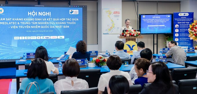 Các đại biểu tham dự Hội nghị