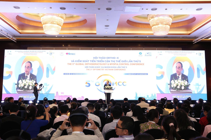 Các đại biểu tham dự Hội thảo