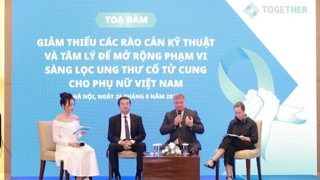 Các đại biểu tham dự Tọa đàm