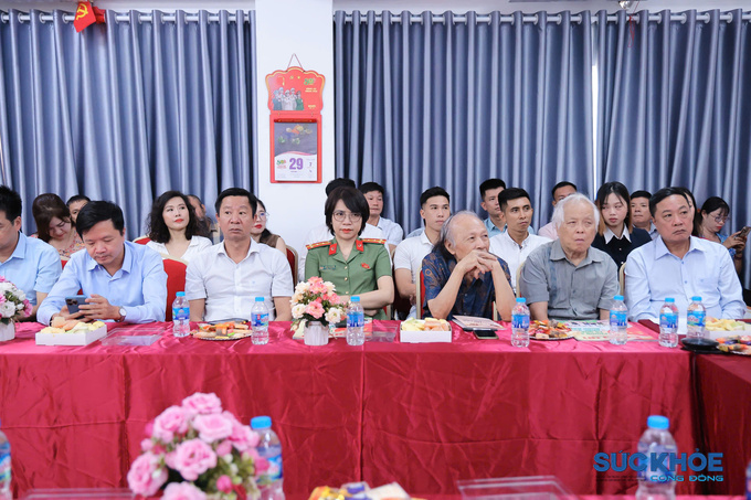 Các đại biểu tham dự sự kiện