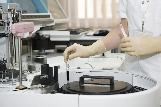 Đối với người mắc hội chứng Lynch thì việc xét nghiệm gene cho người thân trong gia đình là vô cùng quan trọng (Ảnh minh họa)