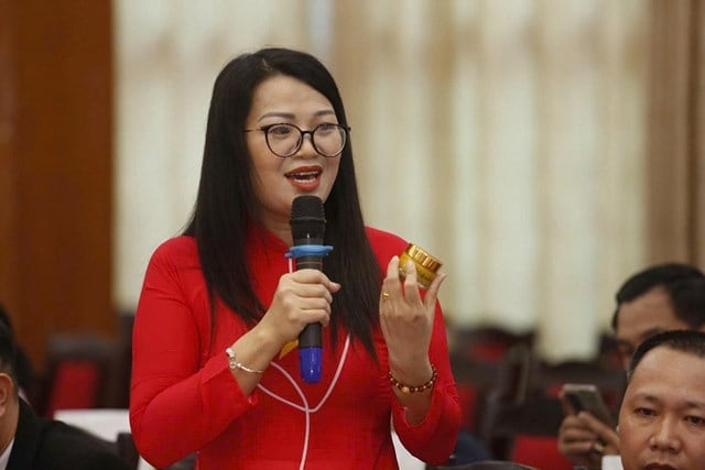 Bà Hà Thị Tính – Chủ tịch HĐQT kiêm Tổng Giám đốc Công ty CP Tập đoàn Cung ứng và Phát triển HT Software Việt Nam phát biểu.