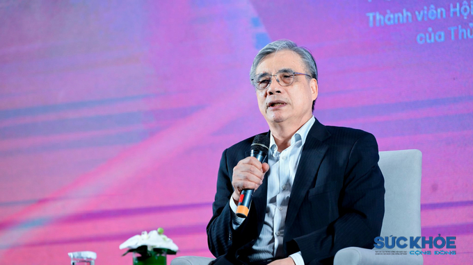 TS. Trần Đình Thiên, nguyên Viện trưởng Viện Kinh tế Việt Nam, một thành viên của Tổ tư vấn Chính sách của Chính phủ chia sẻ tại toạ đàm