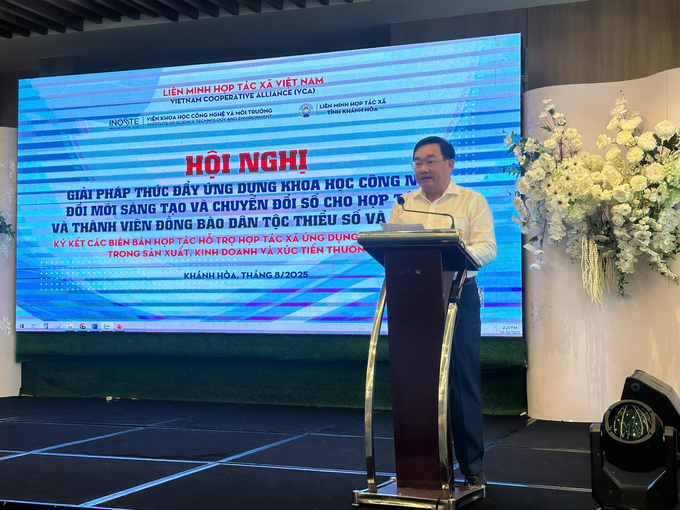 Ông Trịnh Minh Hoàng, Phó Chủ tịch Uỷ ban nhân dân tỉnh Khánh Hòa phát biểu tại hội nghị (Ảnh: Thanh Huy)