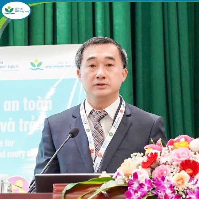 GS.TS Trần Văn Thuấn – Thứ trưởng Bộ Y tế phát biểu tại Lễ mít-tinh (Ảnh: BVNTW)